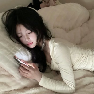 女主角